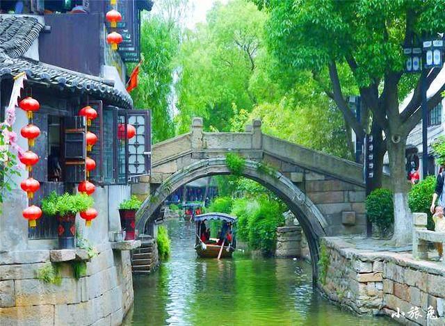 蜗牛问答平台-解答你的疑问为什么我感觉我很丑呢?